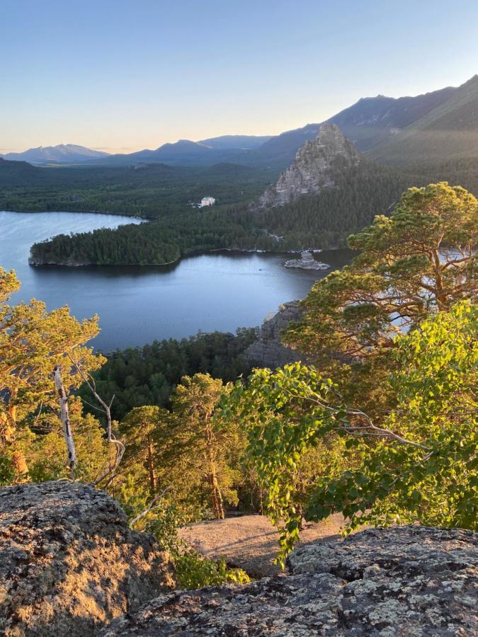 Forest And Lake Borovoje Eksteriør billede